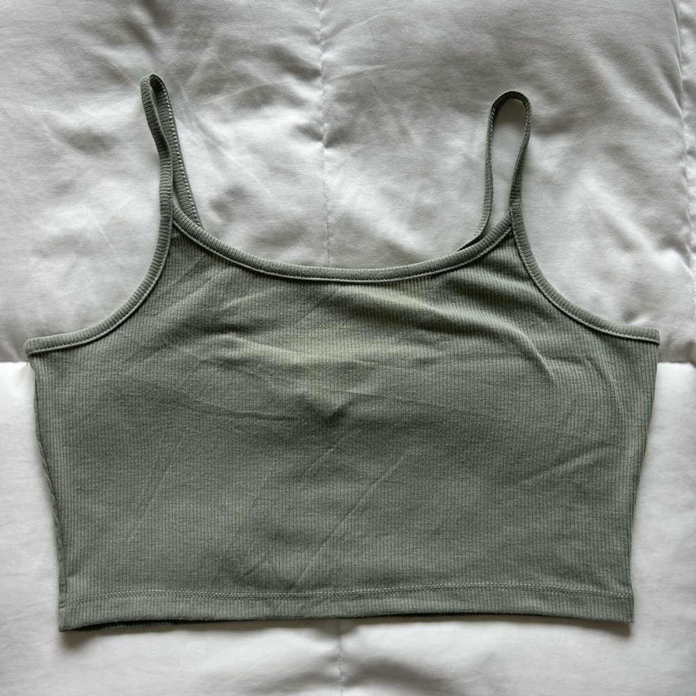 if it were me Sage Green Cropped Cami Adjustable Straps Women’s L